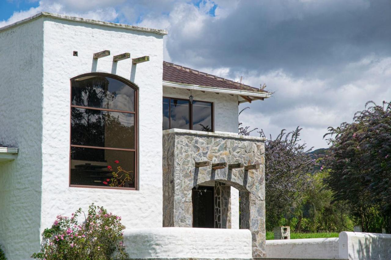 La Casa del Lago Otavalo Exterior foto