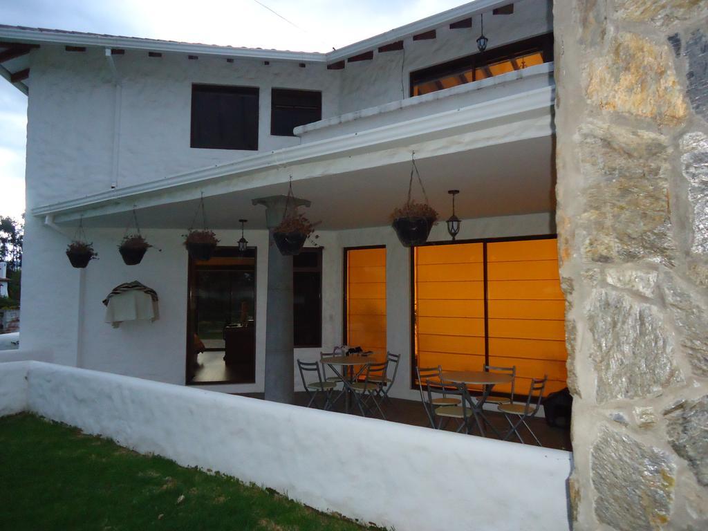 La Casa del Lago Otavalo Exterior foto